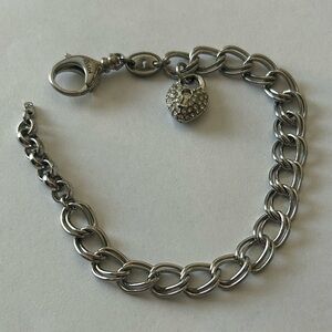 FOSSIL SILVER TONE+CRYSTAL HEART LOCK CHARM STARTER
